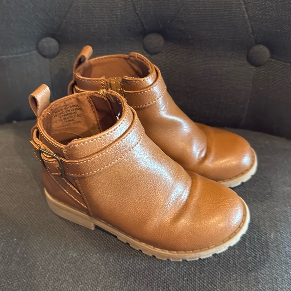 Toddler Old Navy Brown Boots Size 8